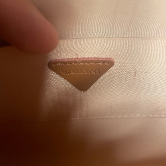 Wallyn’s evening bag - Picture 3 of 3